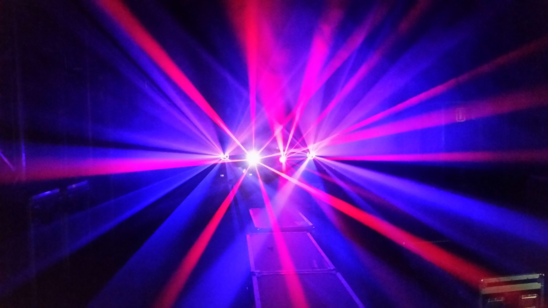 Totaal concept Looijmans showequipment